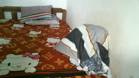 Snapshot of newest_star69 chatting on January 15, 2025, 3:54 am Lucy Pearl online show from January 15, 2025, 3:54 am