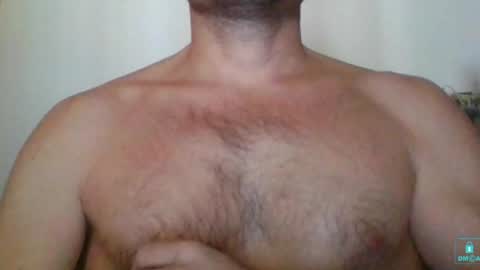 newtyguy90 online show from December 23, 2024, 2:28 pm