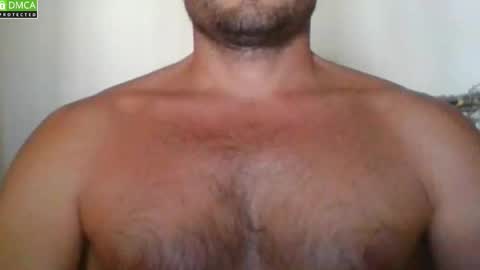 newtyguy90 online show from October 3, 2025, 3:42 pm