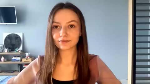 Snapshot of next_fantasy_bb chatting on October 30, 2025, 7:43 am Agne online show from October 30, 2025, 7:43 am