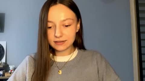 Snapshot of next_fantasy_bb chatting on November 2, 2025, 2:19 pm Agne online show from November 2, 2025, 2:19 pm