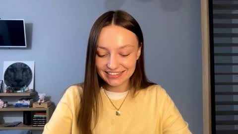 Snapshot of next_fantasy_bb chatting on November 3, 2025, 3:13 pm Agne online show from November 3, 2025, 3:13 pm