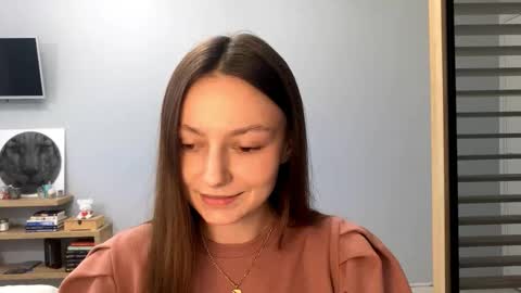 Snapshot of next_fantasy_bb chatting on November 30, 2025, 1:04 pm Agne online show from November 30, 2025, 1:04 pm