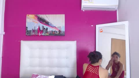 nextdoor_fantasy online show from September 9, 2025, 3:39 am