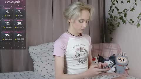 NextVibe1 online show from October 15, 2025, 7:03 pm