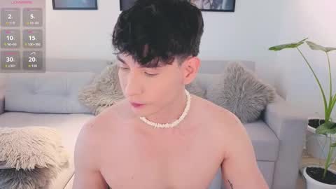 Snapshot of neythan__blaze chatting on September 17, 2025, 5:36 pm   online show from September 17, 2025, 5:36 pm