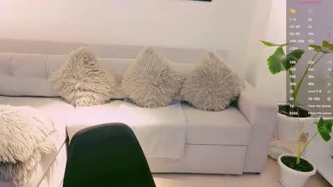 Snapshot of neythan__blaze chatting on October 5, 2025, 9:24 pm   online show from October 5, 2025, 9:24 pm