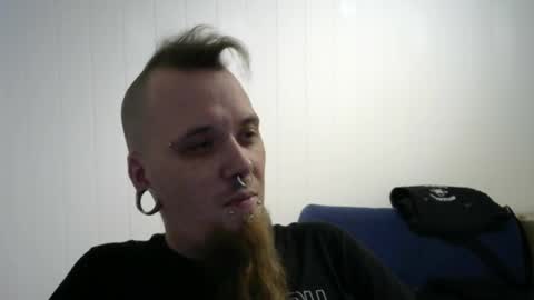 Snapshot of nezvers chatting on January 25, 2025, 11:32 pm YouPick online show from January 25, 2025, 11:32 pm