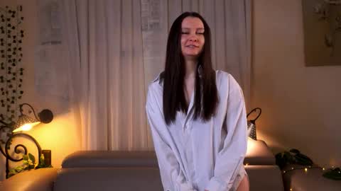 Anasteisha online show from December 14, 2025, 7:25 am