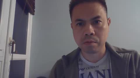 nguyen7788789 online show from October 5, 2025, 5:17 am