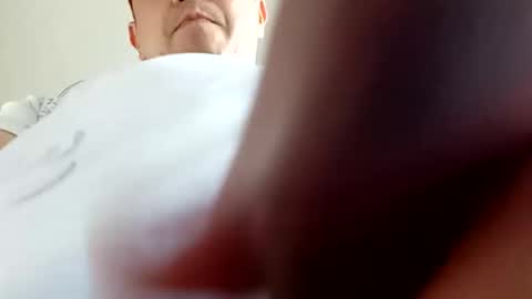 nguyen7788789 online show from November 7, 2025, 7:19 am