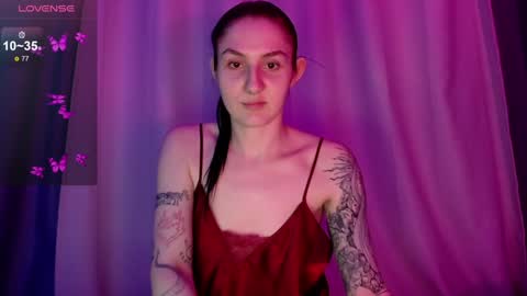 Snapshot of niaellis chatting on January 9, 2025, 8:11 pm Nia online show from January 9, 2025, 8:11 pm