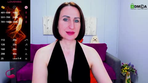 niasmithh online show from February 26, 2025, 4:24 pm