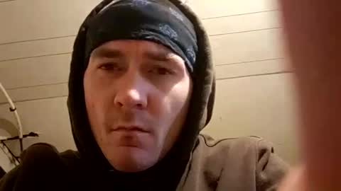 Snapshot of nicckatnighht chatting on February 14, 2025, 12:03 pm Nick online show from February 14, 2025, 12:03 pm