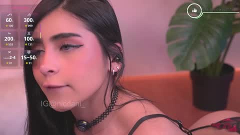 Snapshot of nicdani_1 chatting on September 26, 2025, 2:15 am Dani 3 online show from September 26, 2025, 2:15 am