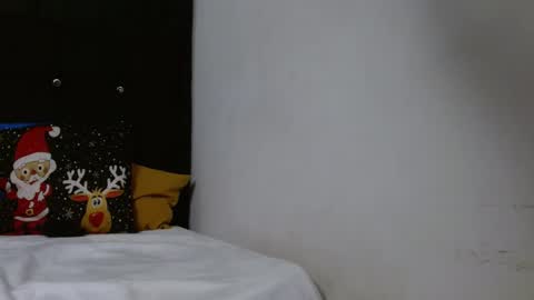 Snapshot of nicecherry_ chatting on January 8, 2025, 10:37 pm Michell online show from January 8, 2025, 10:37 pm