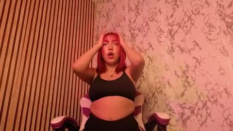 Snapshot of nicecherry_ chatting on November 11, 2025, 9:15 pm Michell online show from November 11, 2025, 9:15 pm