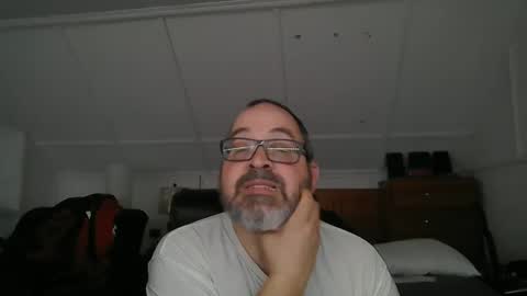 niceguy7208 online show from December 31, 2024, 4:38 am