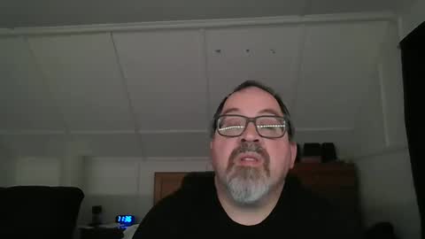 niceguy7208 online show from November 3, 2025, 4:36 am