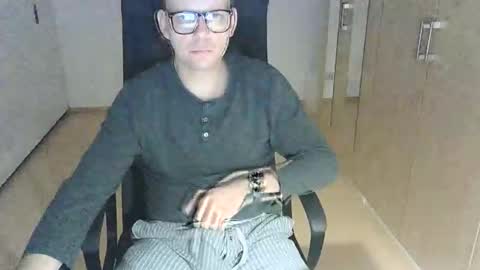 Snapshot of niceguyflo chatting on February 27, 2025, 3:14 am NiceGuyFlo online show from February 27, 2025, 3:14 am