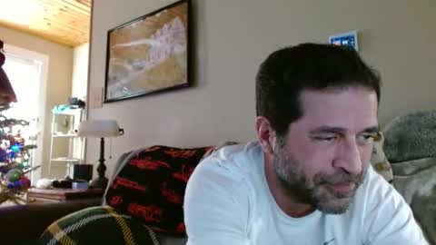 Snapshot of nichous77 chatting on December 20, 2024, 6:02 pm Nick online show from December 20, 2024, 6:02 pm