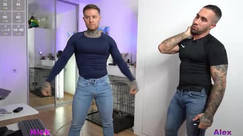 nick_howlenxx online show from October 29, 2025, 4:31 pm