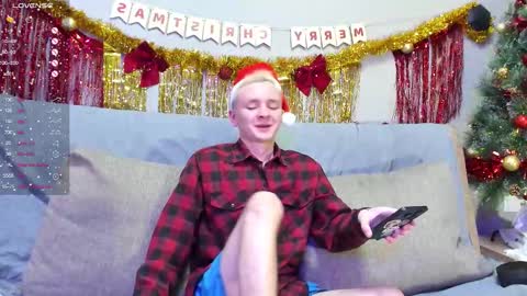 Snapshot of nick_kule chatting on December 17, 2025, 8:09 am nick_kule online show from December 17, 2025, 8:09 am