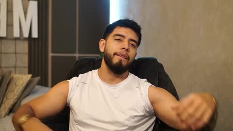 Snapshot of nick_vans chatting on December 1, 2025, 12:32 pm Jhohan online show from December 1, 2025, 12:32 pm