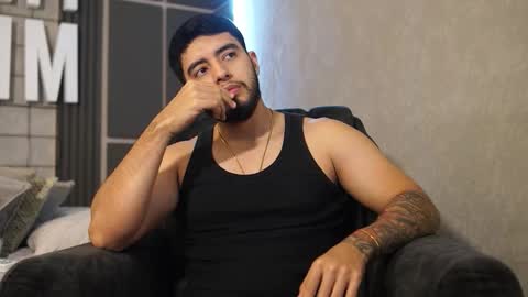 Snapshot of nick_vans chatting on December 4, 2025, 1:20 pm Jhohan online show from December 4, 2025, 1:20 pm