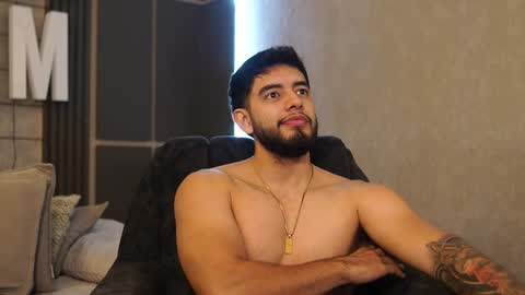 Snapshot of nick_vans chatting on December 5, 2025, 1:20 pm Jhohan online show from December 5, 2025, 1:20 pm