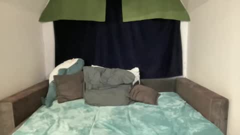 Nick online show from December 17, 2024, 11:17 am