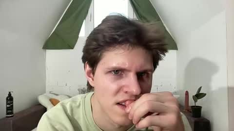 Nick online show from January 4, 2025, 9:21 am