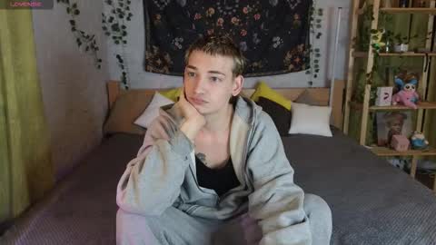 Nick online show from November 8, 2025, 5:23 pm