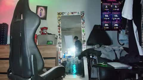 Nickhot0609 online show from November 24, 2025, 1:38 am