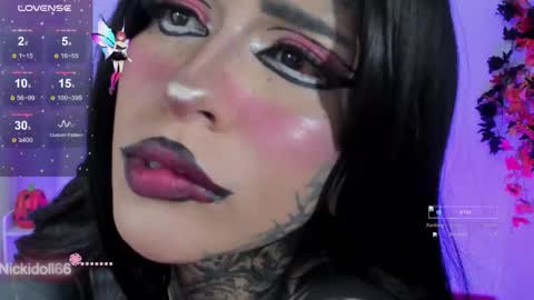   Help me reach 100 thumbs up online show from November 2, 2025, 6:38 am