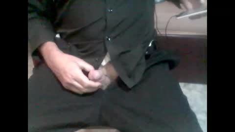 Snapshot of nickthefiddler chatting on October 26, 2025, 11:20 pm TheCock online show from October 26, 2025, 11:20 pm