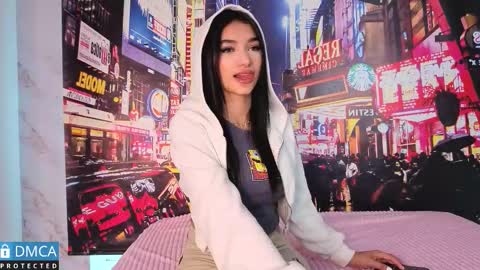 NICKY online show from September 16, 2025, 7:15 pm