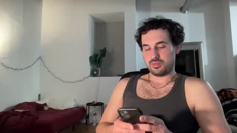 nicky____ online show from March 5, 2025, 2:25 am