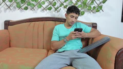 nicky online show from December 21, 2024, 8:00 pm