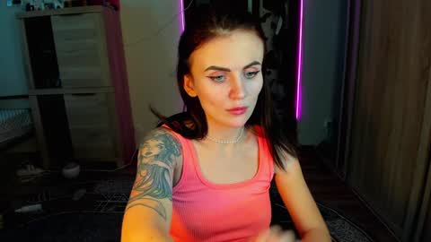 Snapshot of nicky_weekends chatting on January 31, 2025, 10:31 am Nicky Weekends online show from January 31, 2025, 10:31 am