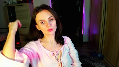 Snapshot of nicky_weekends chatting on February 5, 2025, 3:20 pm Nicky Weekends online show from February 5, 2025, 3:20 pm