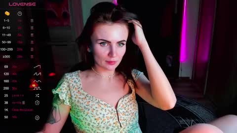 Snapshot of nicky_weekends chatting on February 26, 2025, 9:58 pm Nicky Weekends online show from February 26, 2025, 9:58 pm