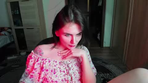 Snapshot of nicky_weekends chatting on March 7, 2025, 9:48 pm Nicky Weekends online show from March 7, 2025, 9:48 pm