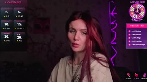 Snapshot of nicky_weekends chatting on November 30, 2025, 1:20 am Nicky Weekends online show from November 30, 2025, 1:20 am