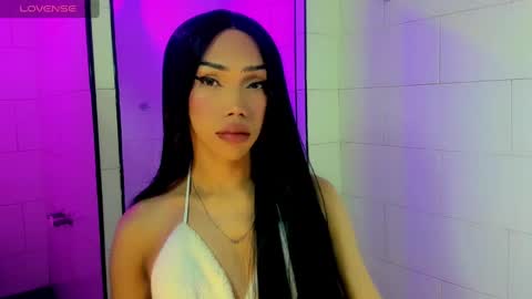 Snapshot of nickynoa chatting on September 16, 2025, 4:02 am Nicky online show from September 16, 2025, 4:02 am