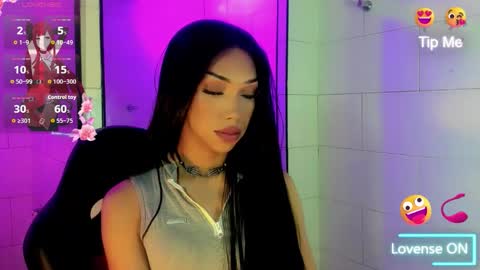 Snapshot of nickynoa chatting on October 2, 2025, 4:08 am Nicky online show from October 2, 2025, 4:08 am