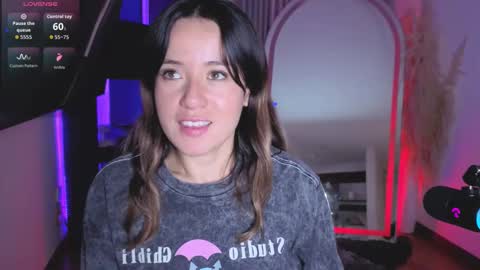 Snapshot of nickywindsor chatting on October 17, 2025, 6:21 pm Nicky online show from October 17, 2025, 6:21 pm