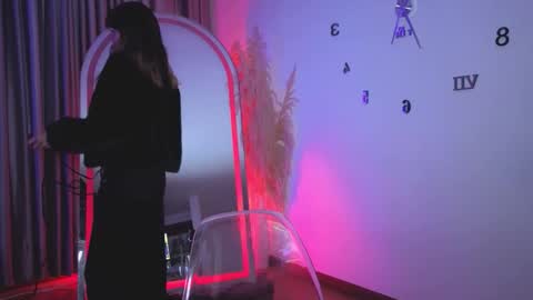 Snapshot of nickywindsor chatting on November 7, 2025, 10:32 pm Nicky online show from November 7, 2025, 10:32 pm