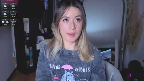 Snapshot of nickywindsor chatting on November 29, 2025, 10:46 pm Nicky online show from November 29, 2025, 10:46 pm