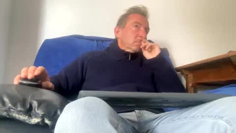 Snapshot of nico181969 chatting on March 10, 2025, 12:15 pm Nico online show from March 10, 2025, 12:15 pm